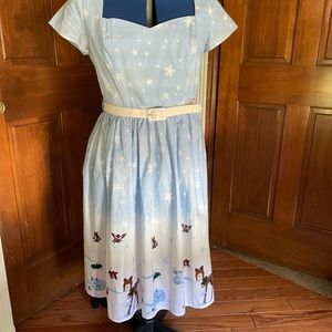Vintage Modern Christmas Winter Dress (Large)